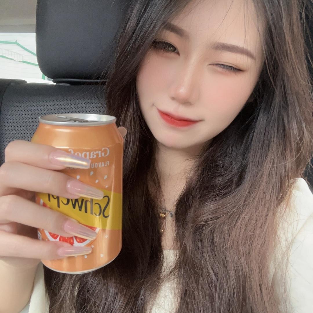 泡芙味的瑶瑶y.