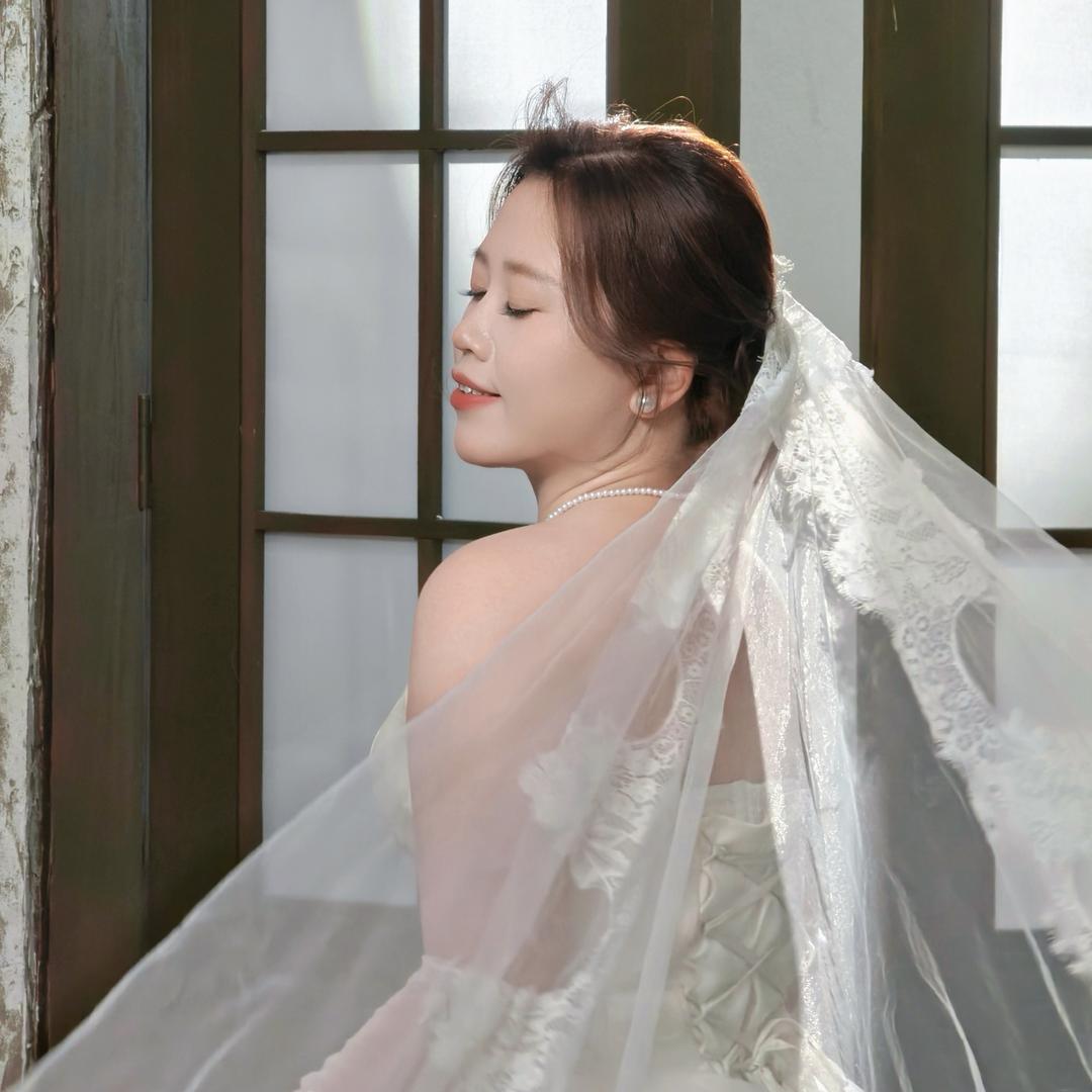 炭烤小肥杨女士