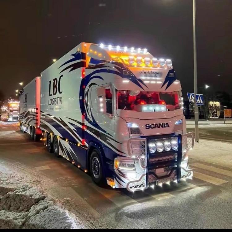 东哥驾车——九重张跑跑