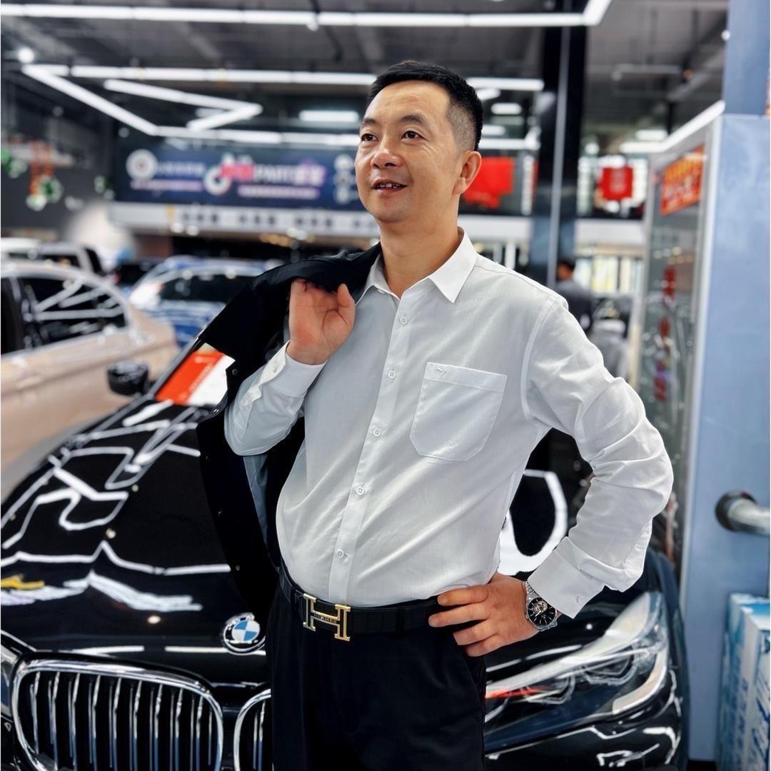 全国高端奔驰中心-三哥