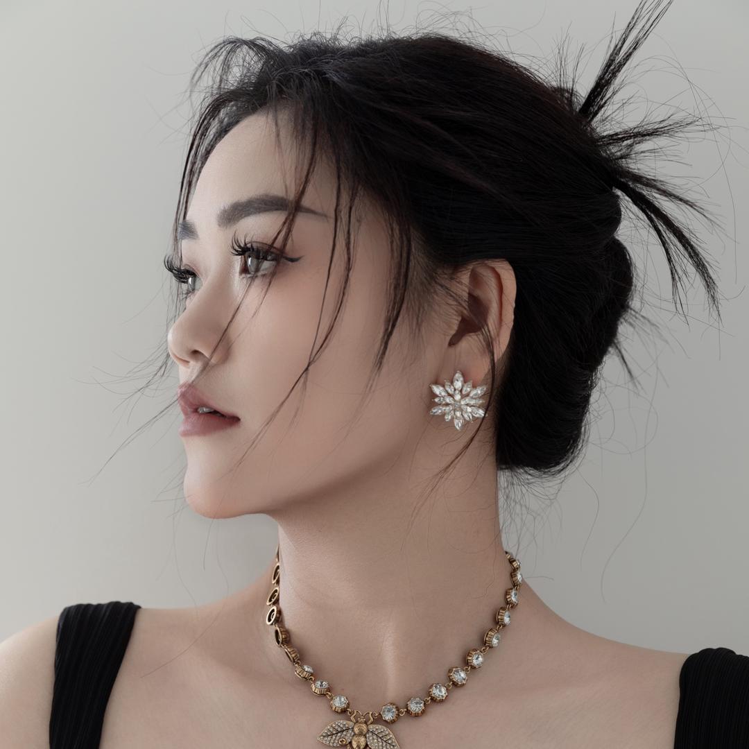 拍了拍自己📷