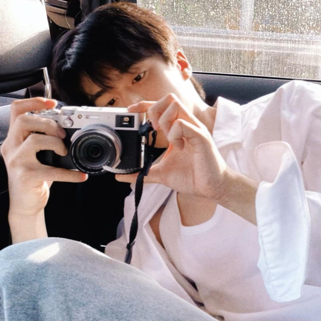 多读书（被黄诗扶递麦三次版）