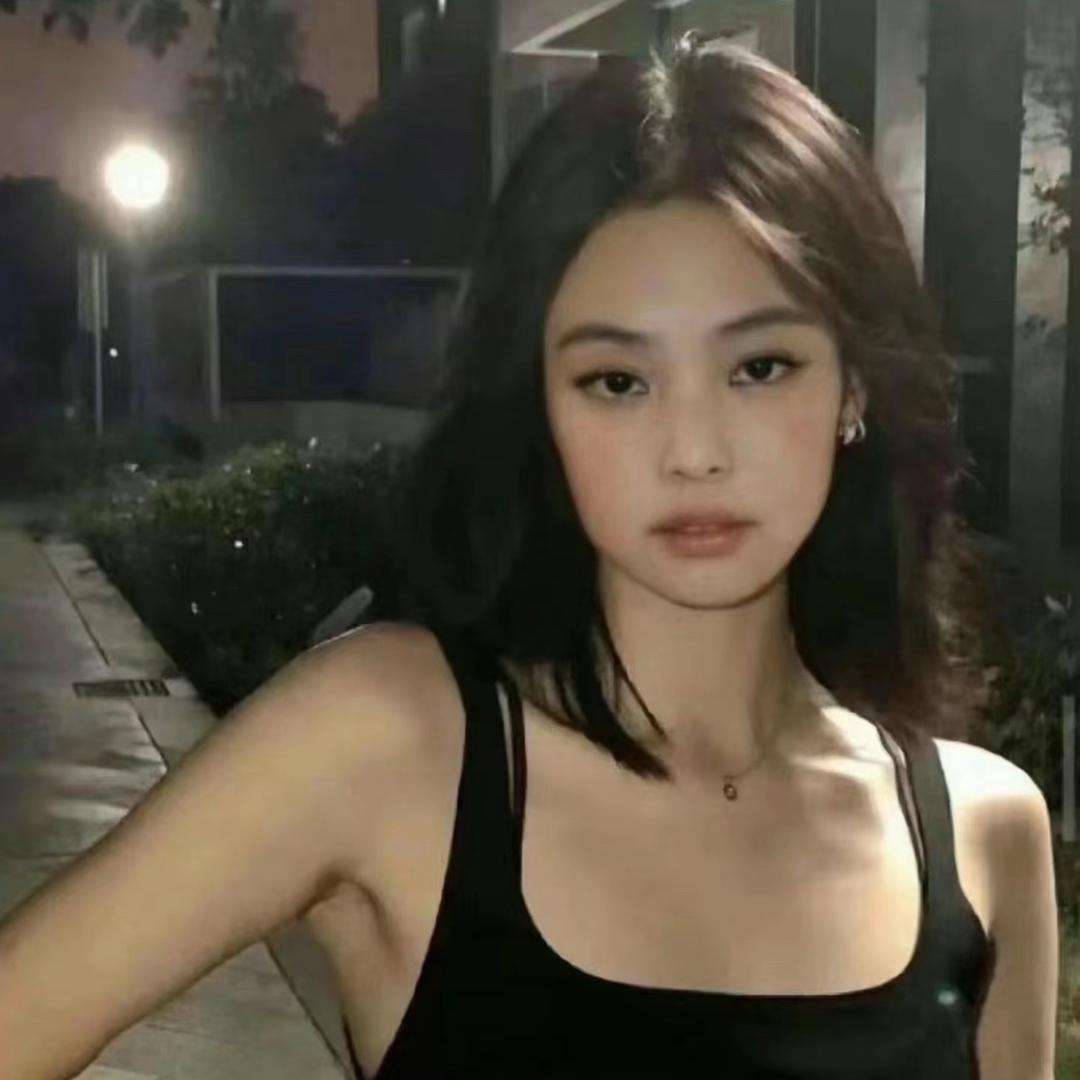 你是谁家小猫咪