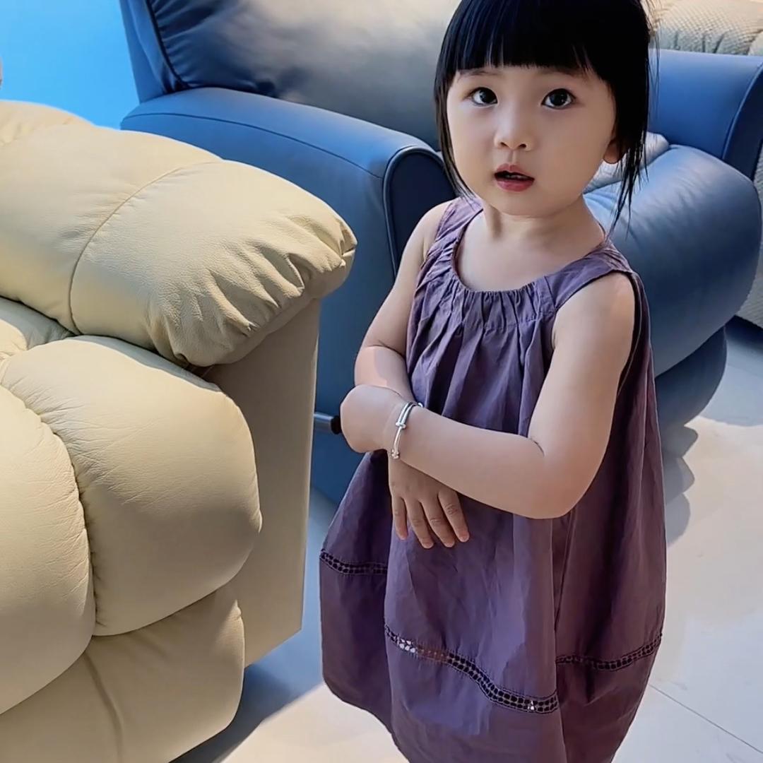 悠悠是个小可爱吖