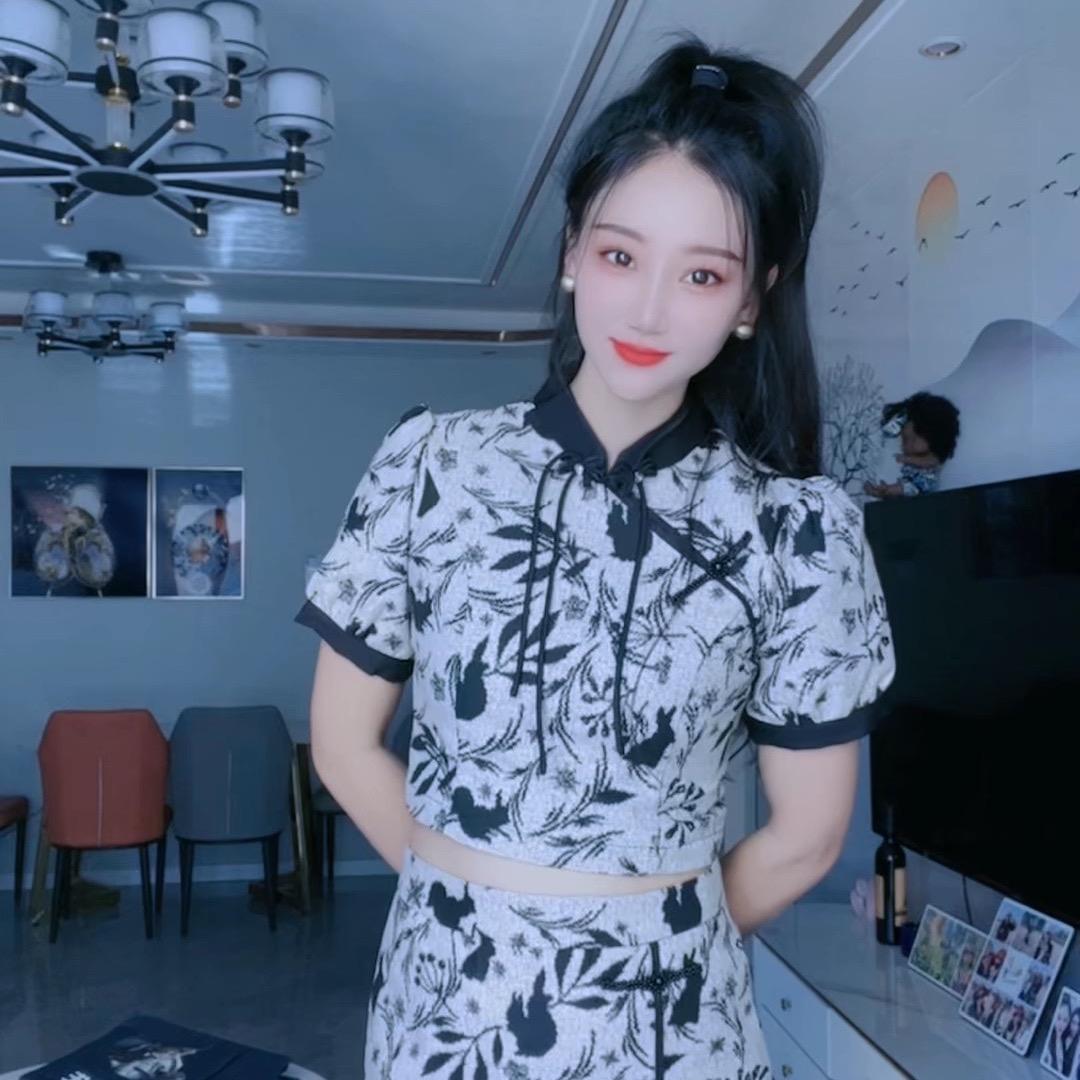 小欢姐姐吃掉50斤