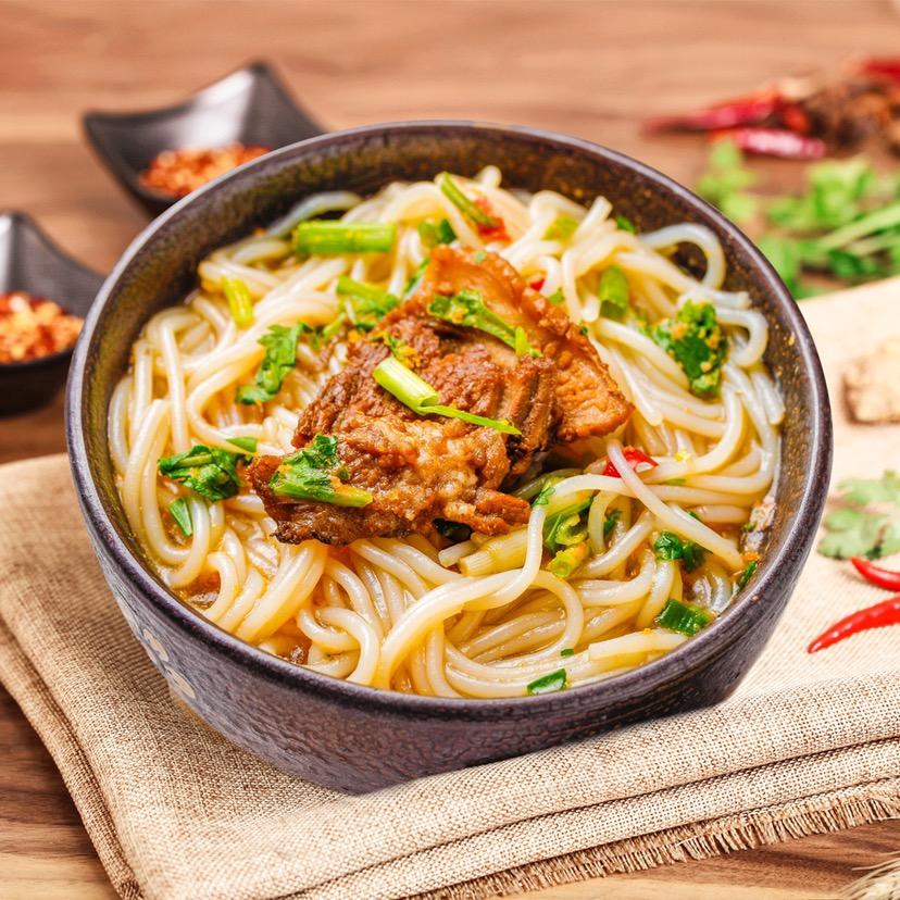 米粉厂的小跟班