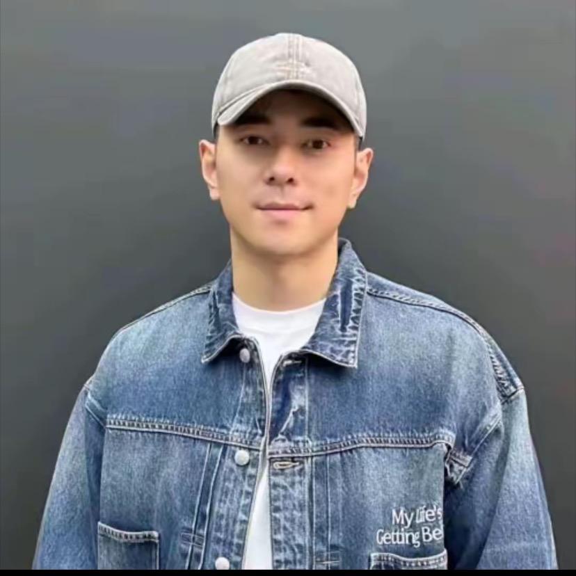 李晨nic潮流穿搭