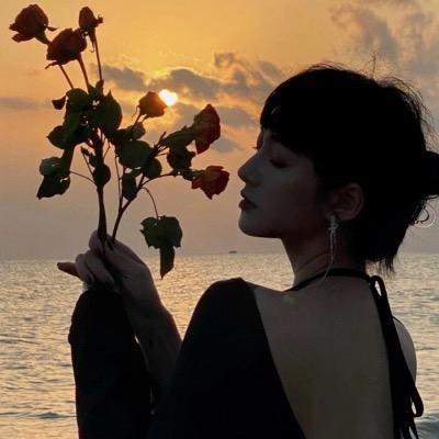 棒棒糖🍭《男女神》