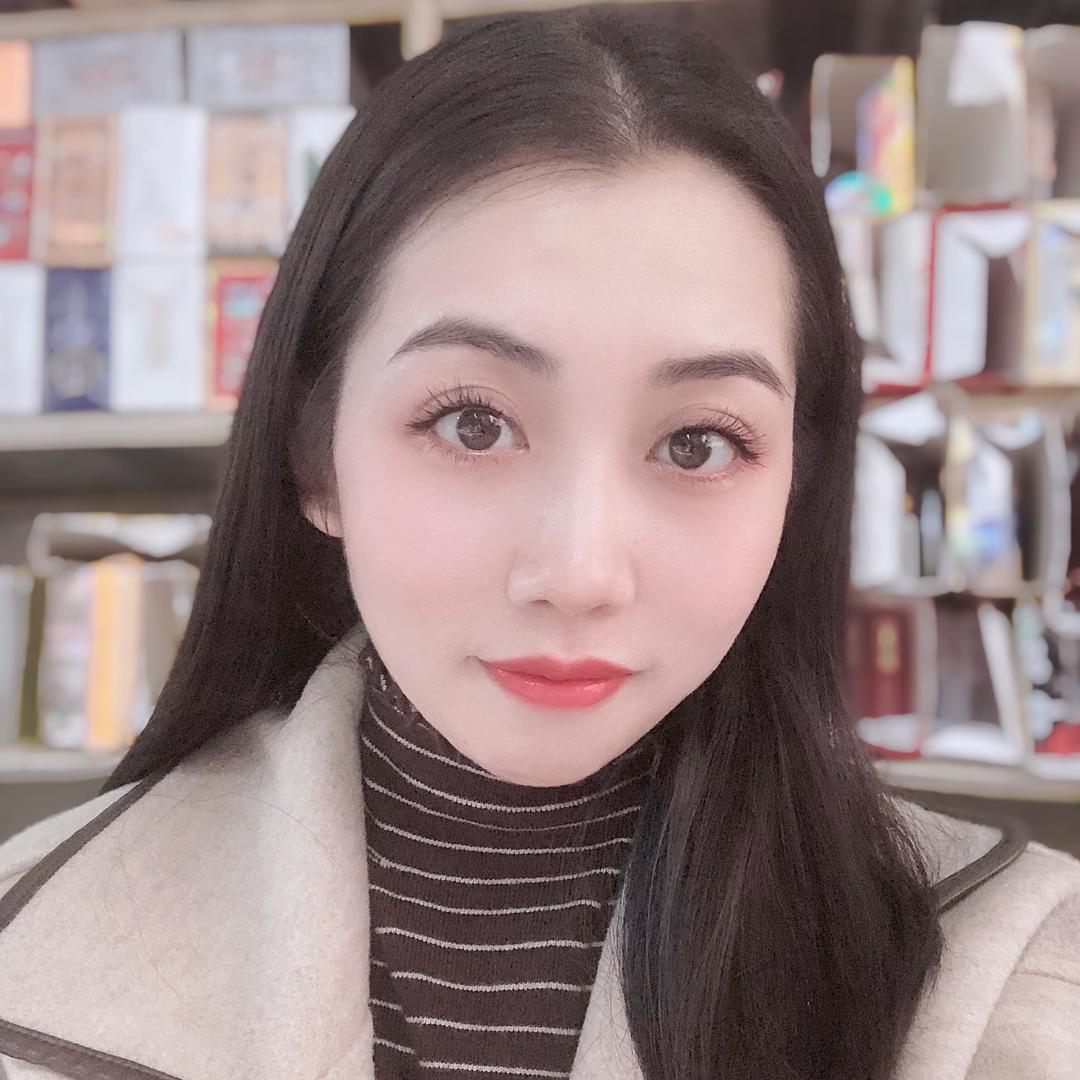 小英子吃饱饱