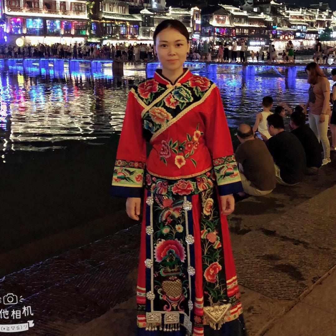 爱美妞