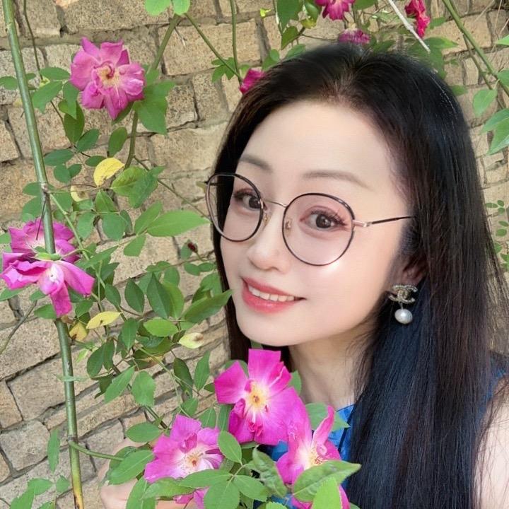 上海小姐姐💕《69年的🦚》