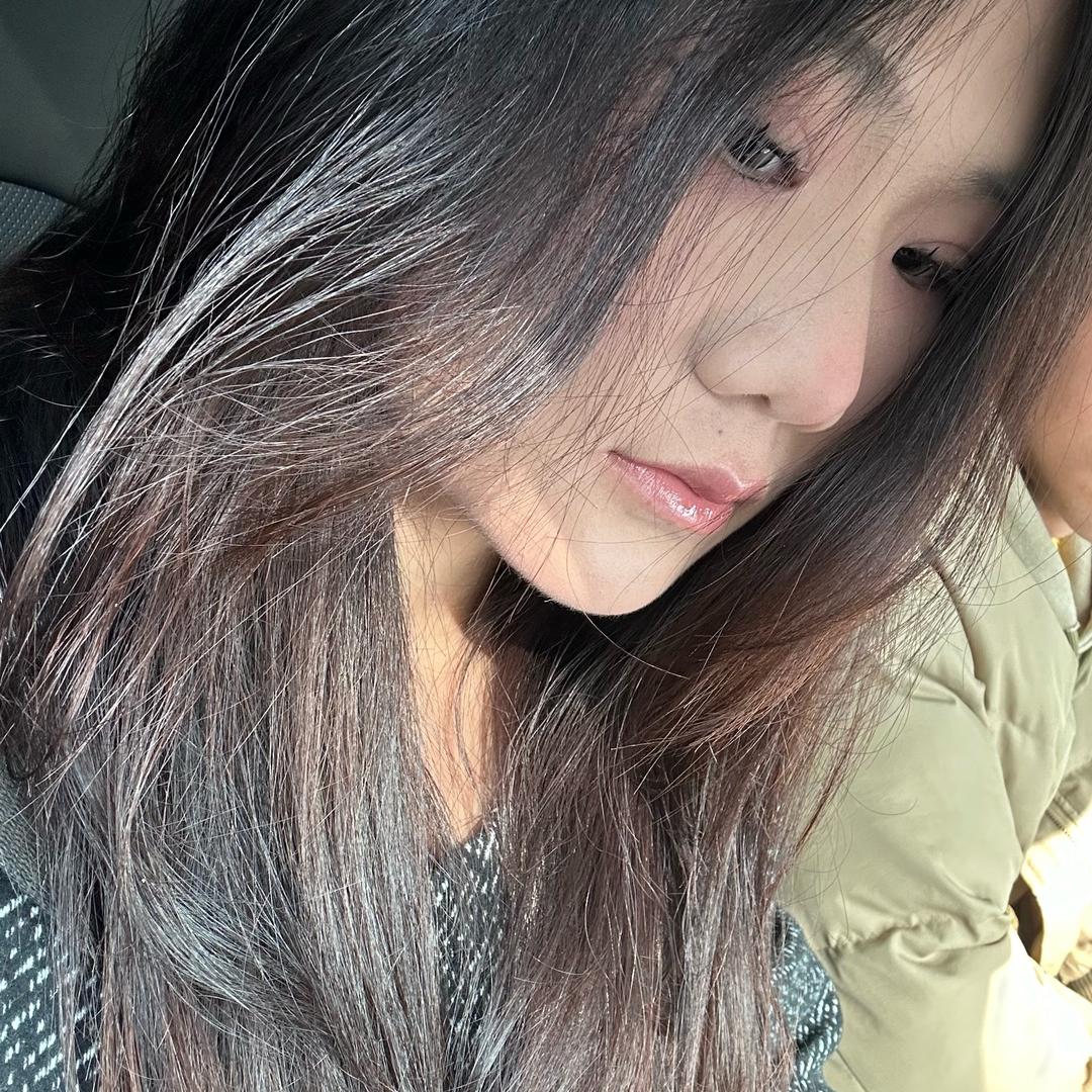 小Y