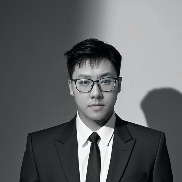 实体直播教练卢导