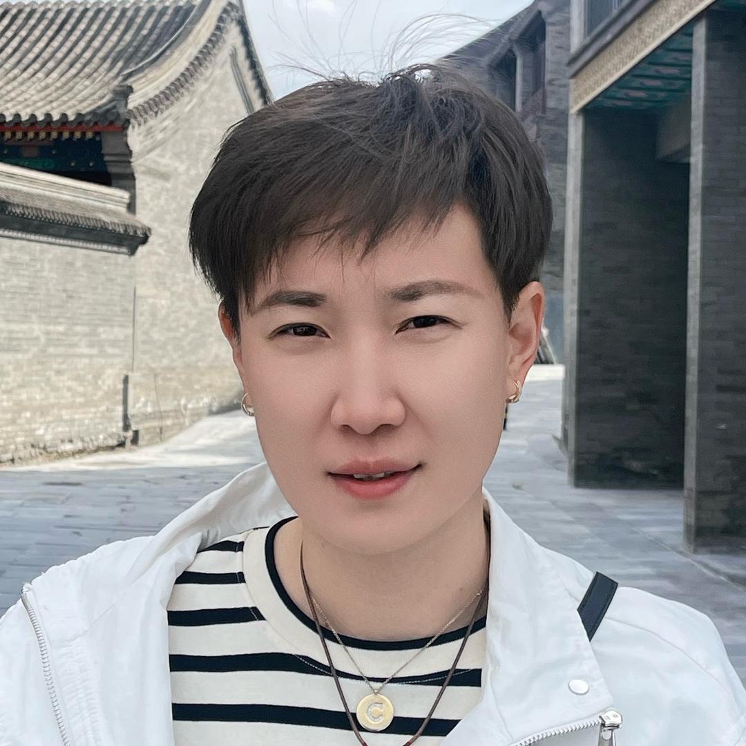 京彩畅游-北京导游小雯