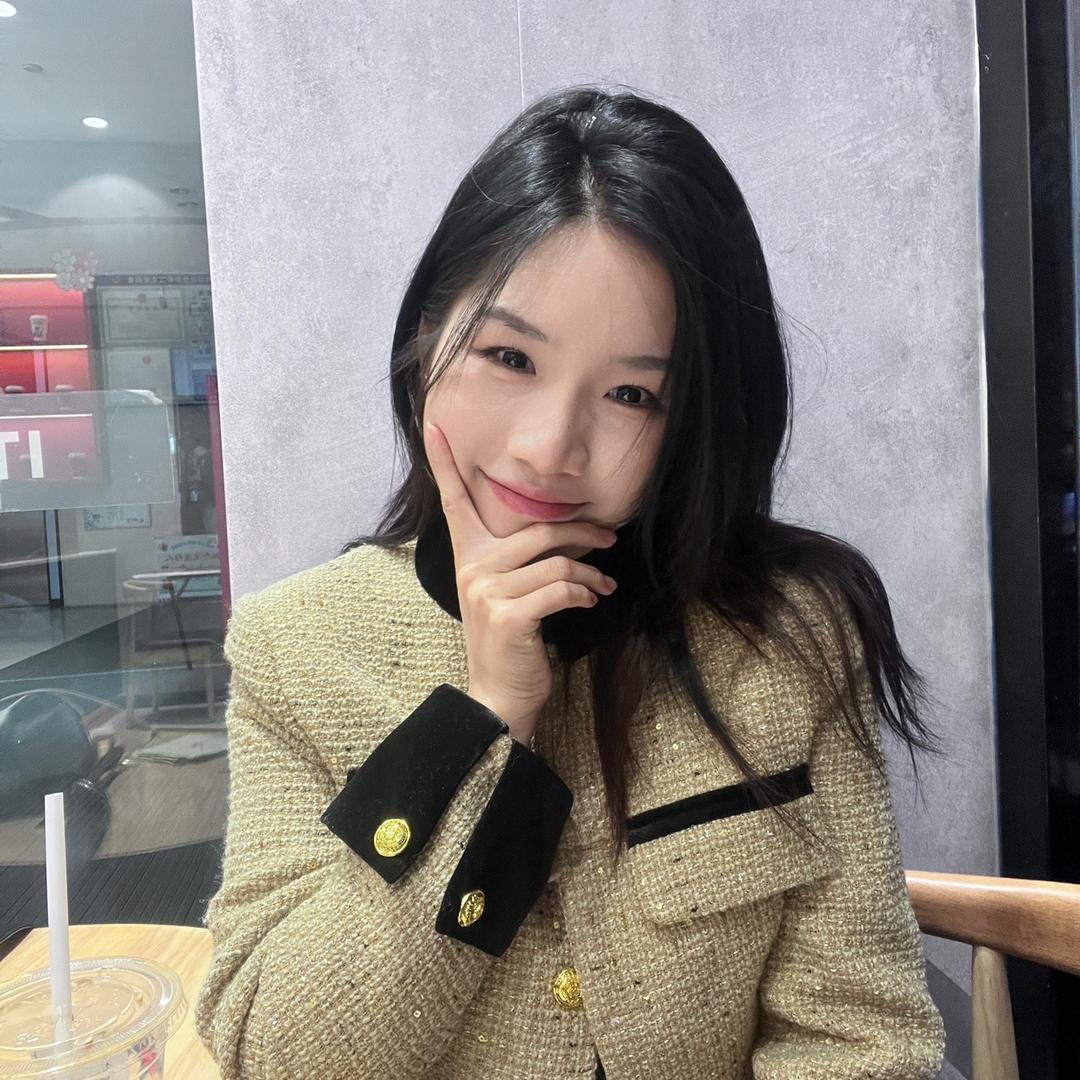 丢丢的迷离大脸日记