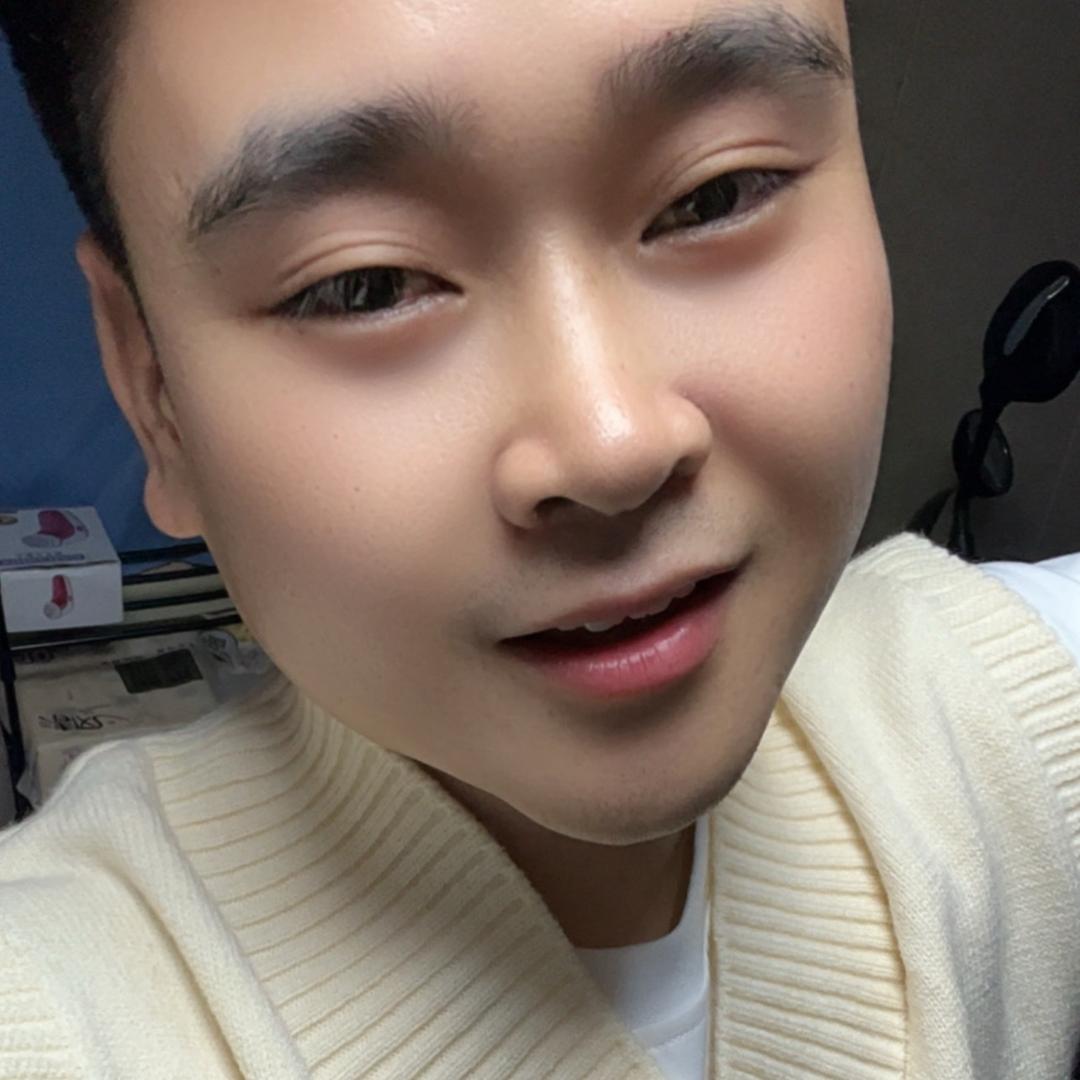 坐着等