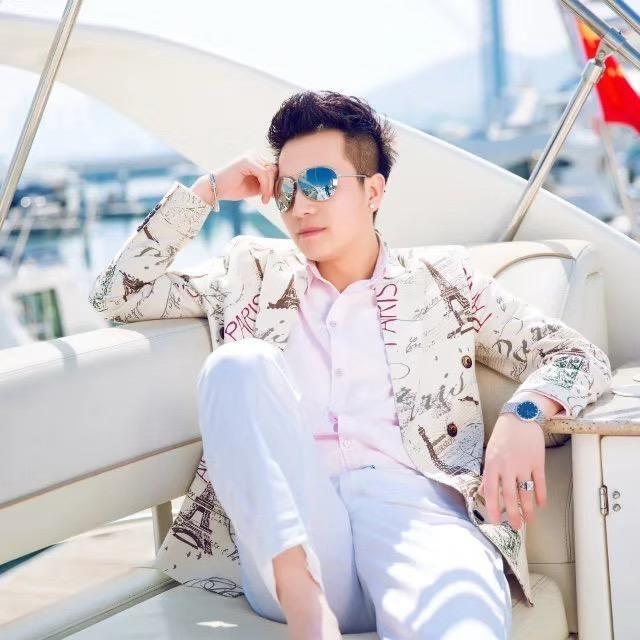 格调形象美业413