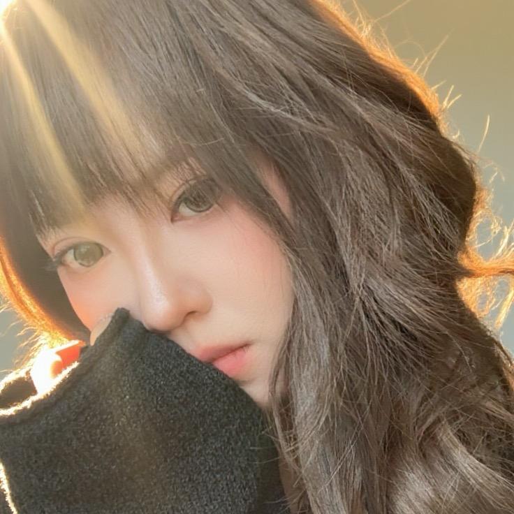 Elicia潘不愁