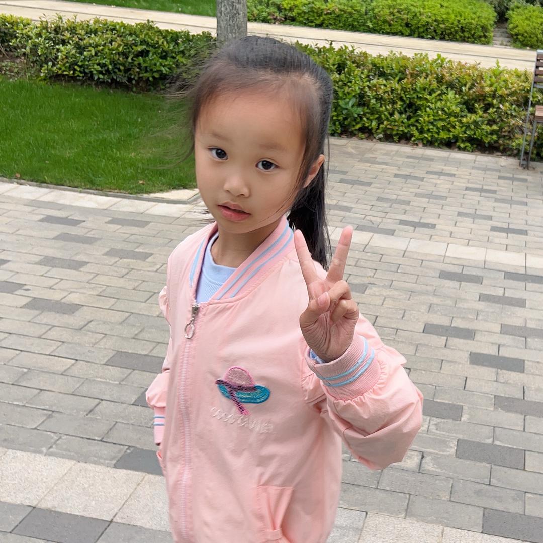菲菲同学