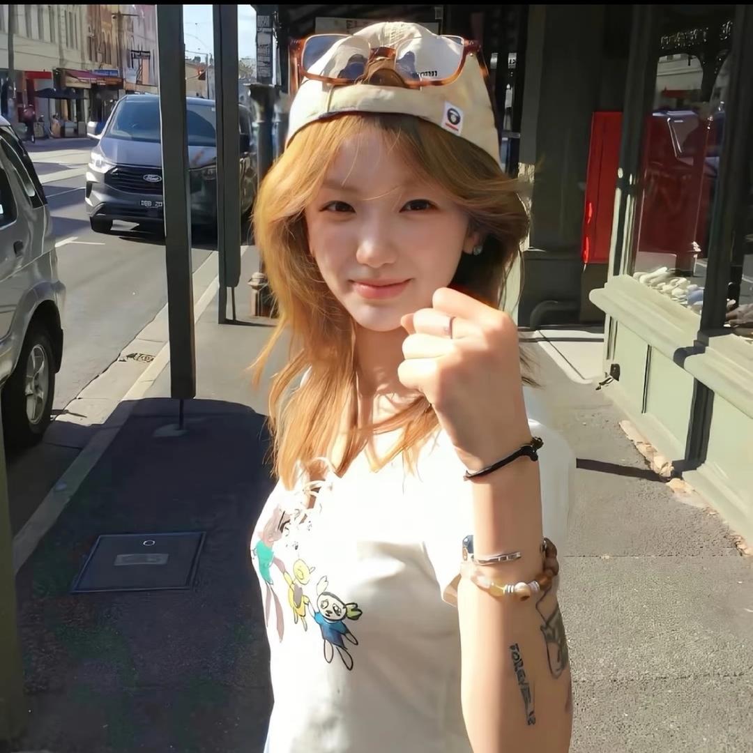 亻十么