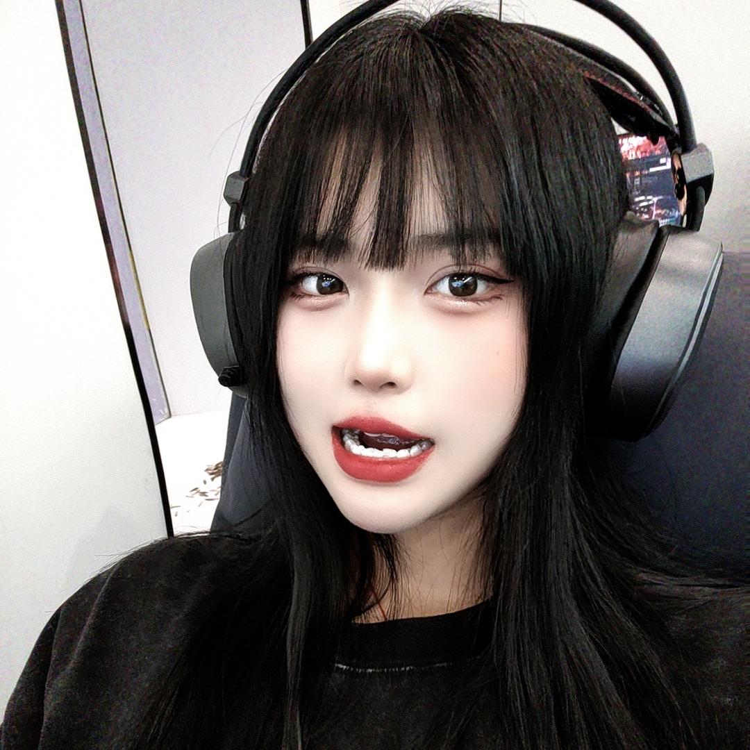 有点慢的怡零零