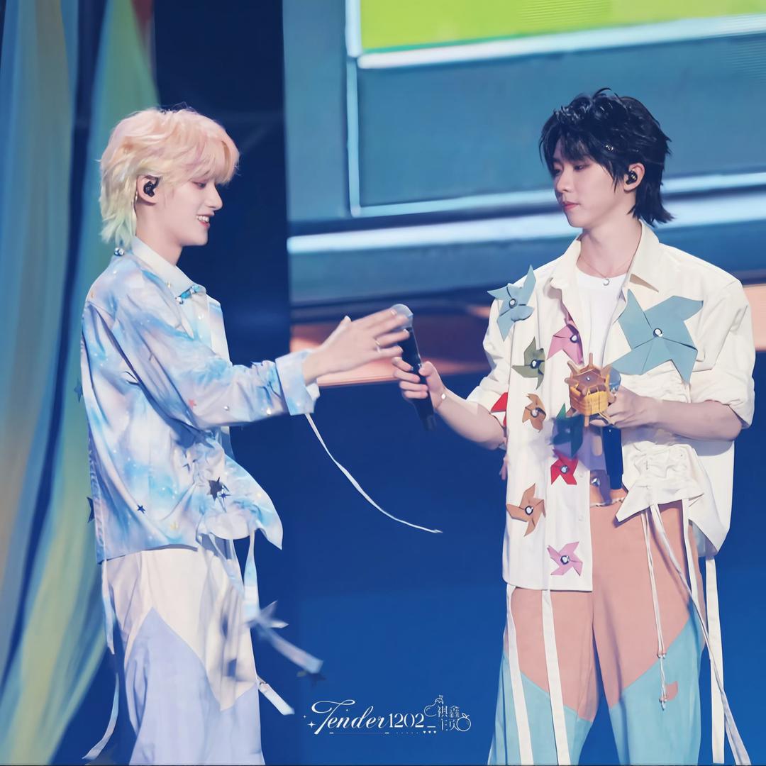 茄茄吃橙子（见过时团汪苏泷版）