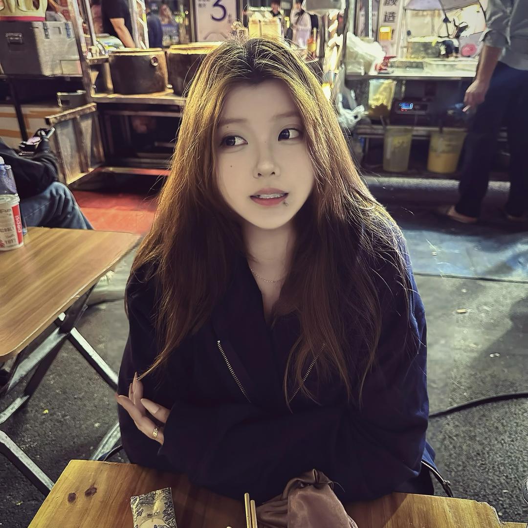 年年.