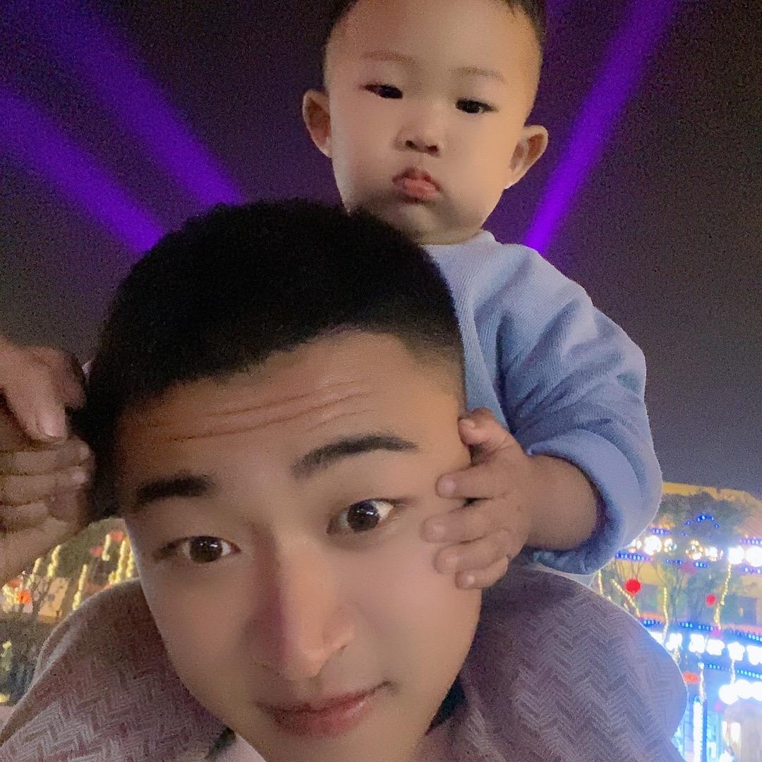 子乐爸爸👨👩👦