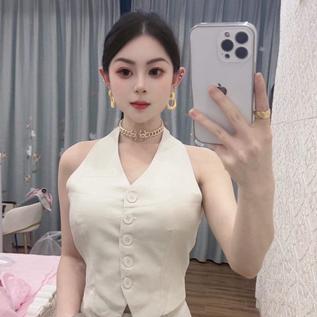 马小姐M