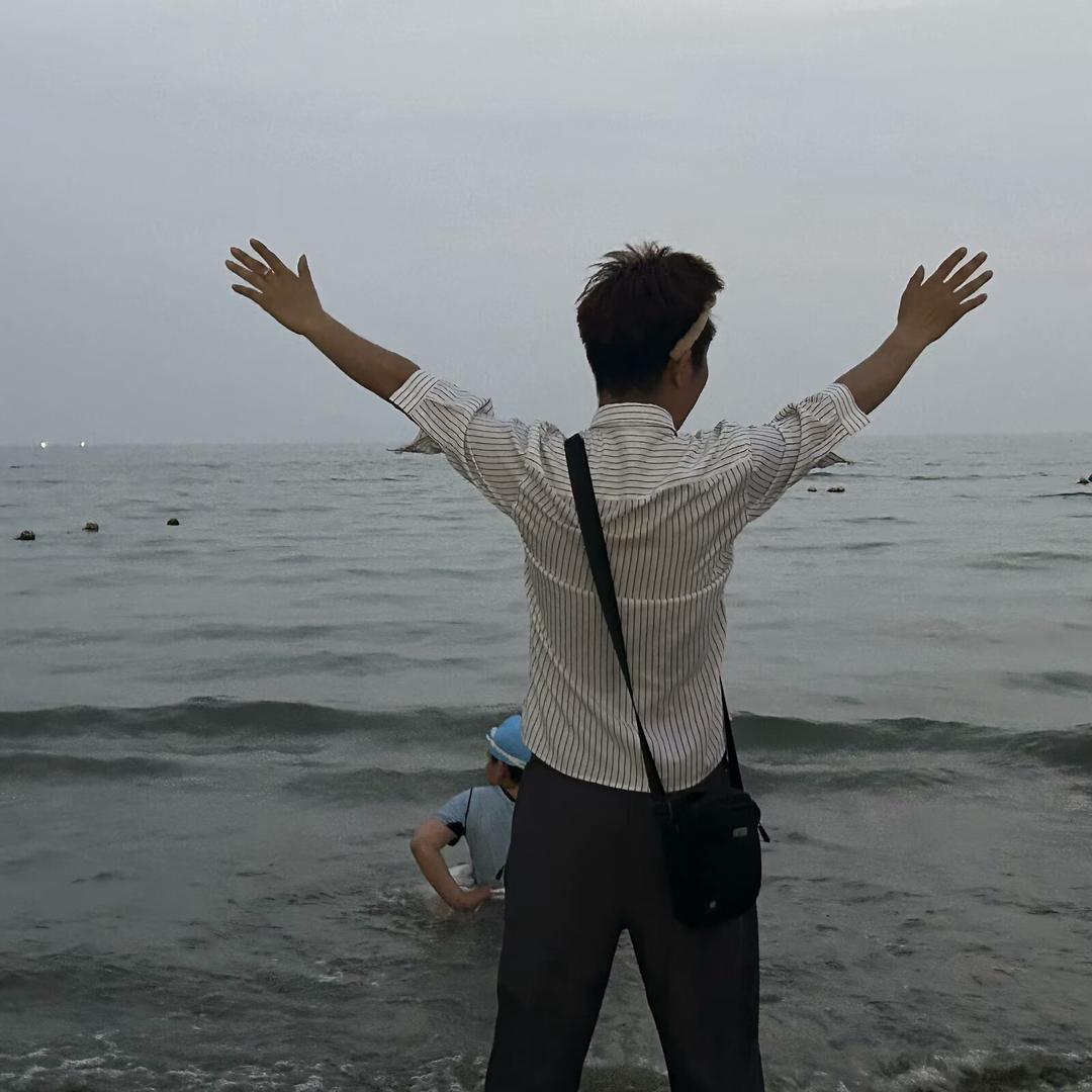 房东洪哥哥