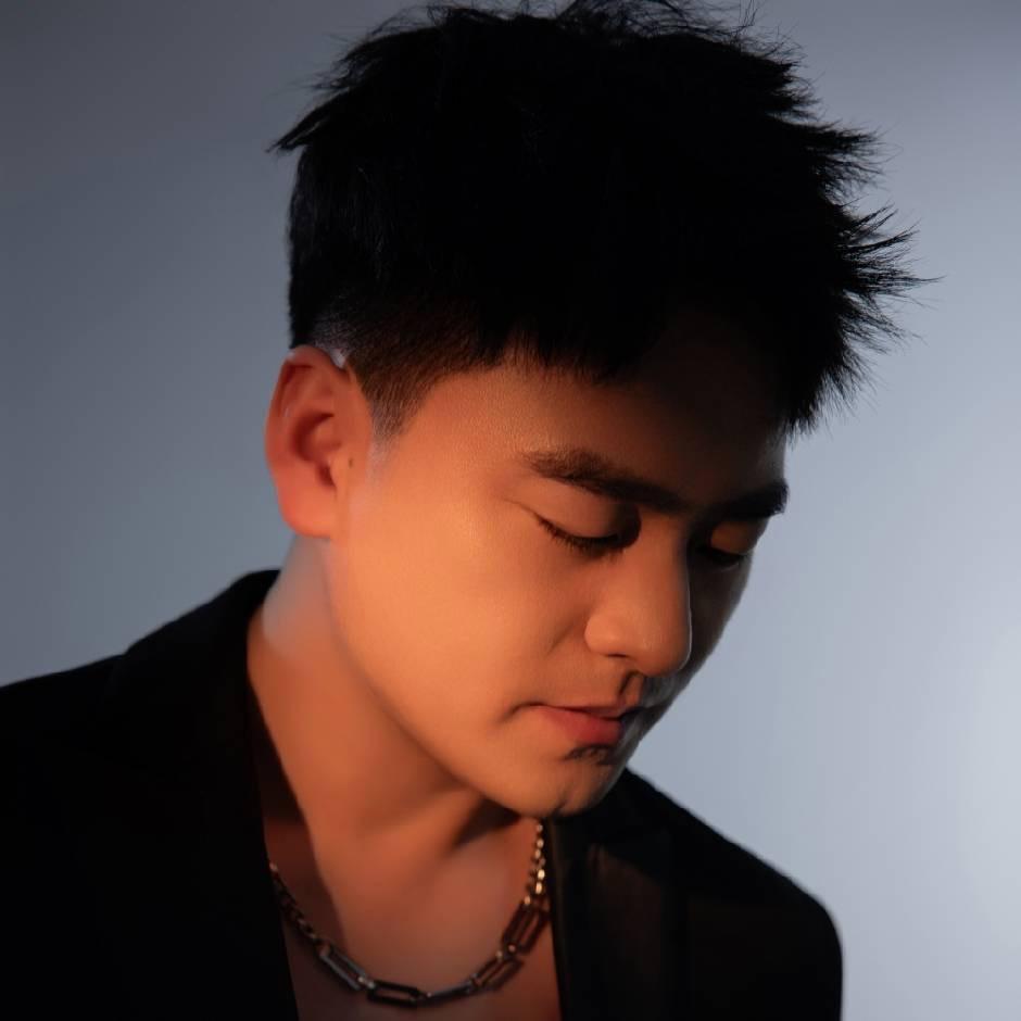 段炼_³²⁷⁸@抖音