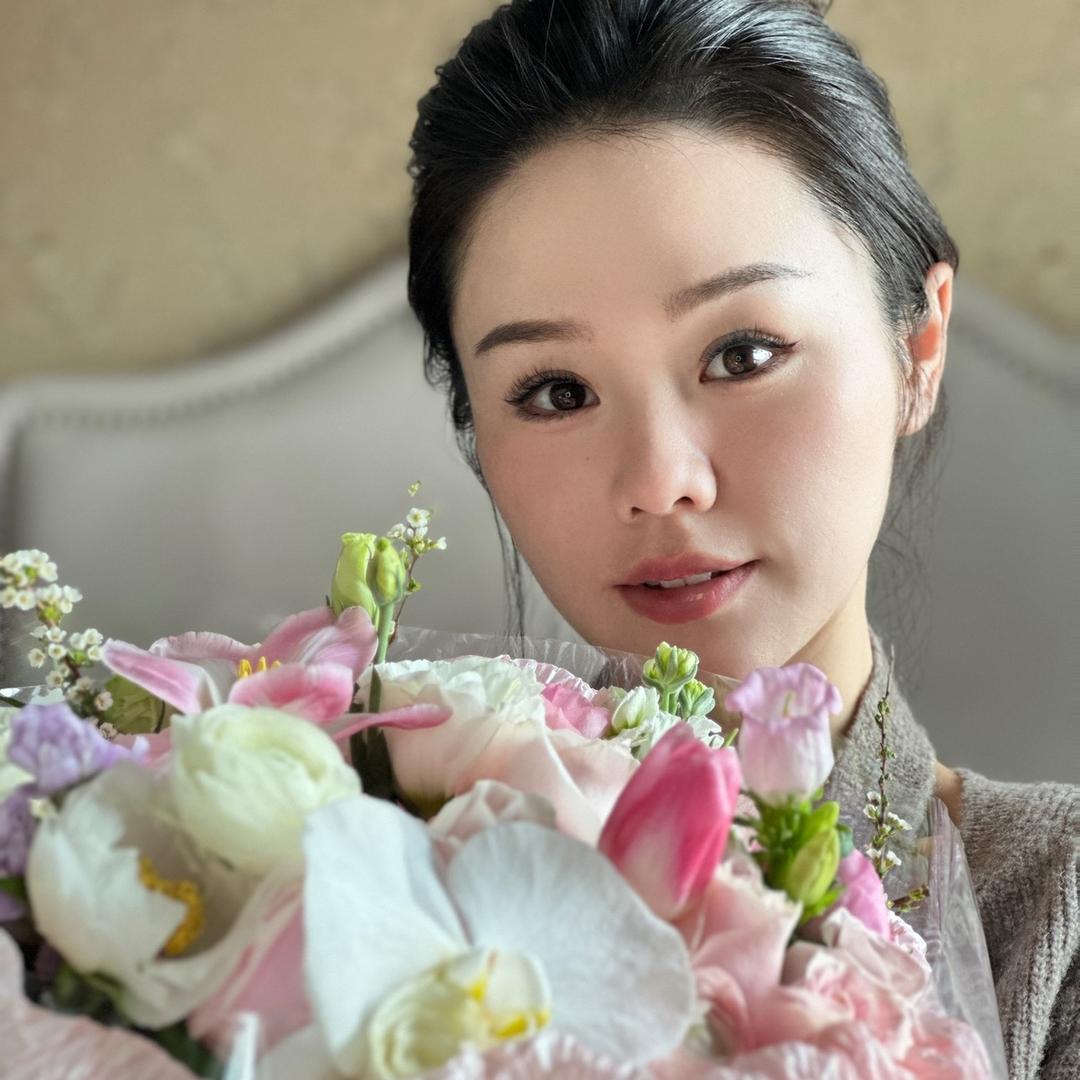 打怪辣妈何老板