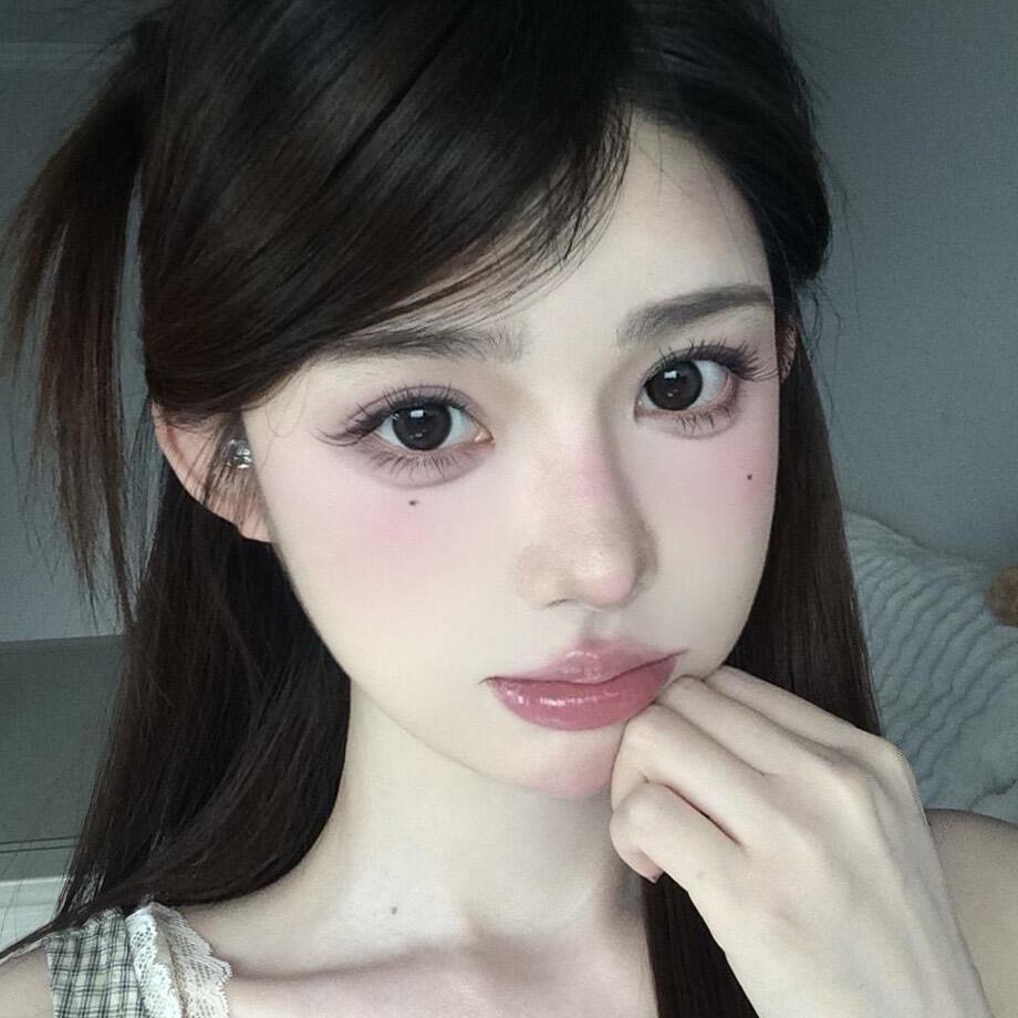 花妮诗美妆旗舰店