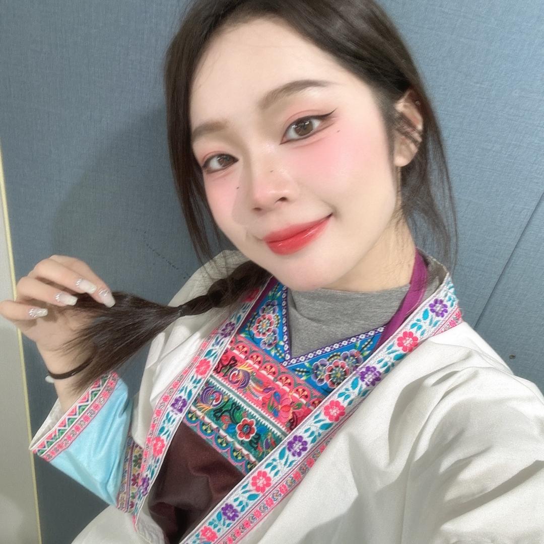 腼腆小美🍇