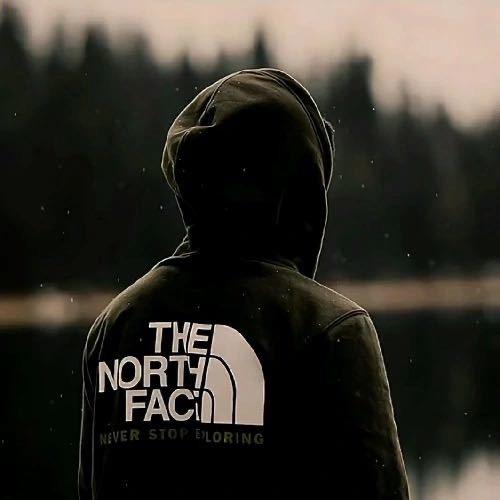 人间晚风与你。