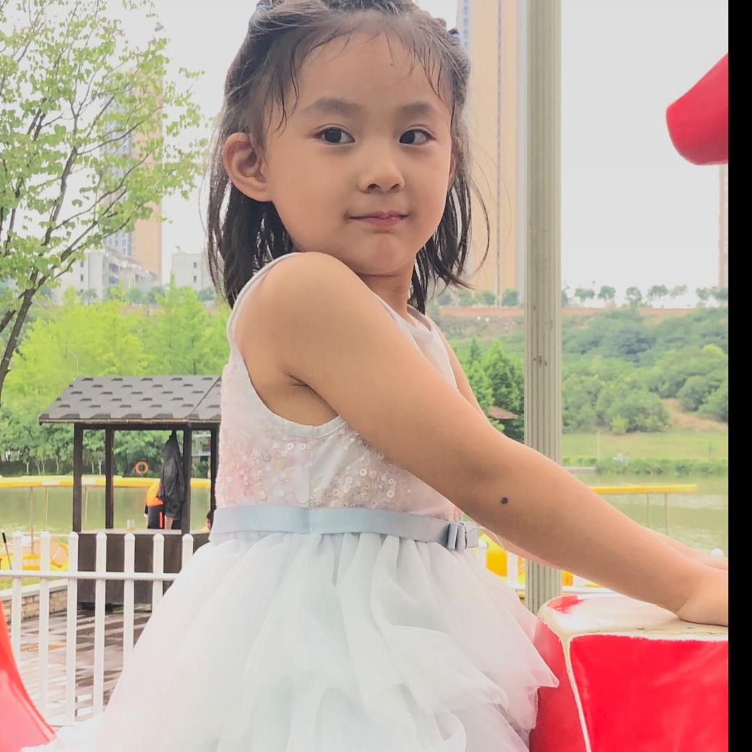 小玥儿希希