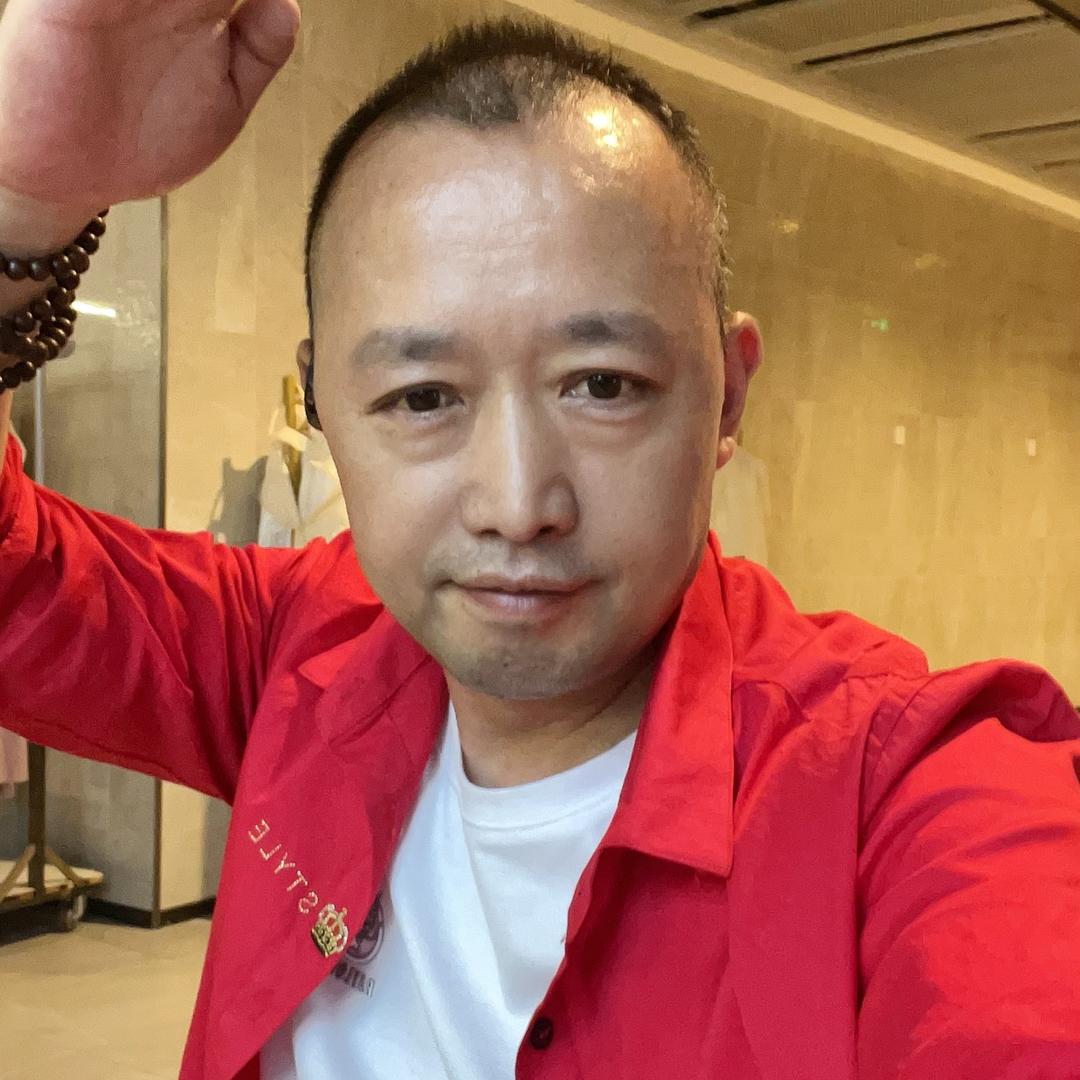 武汉三哥女装厂家货源【小号】
