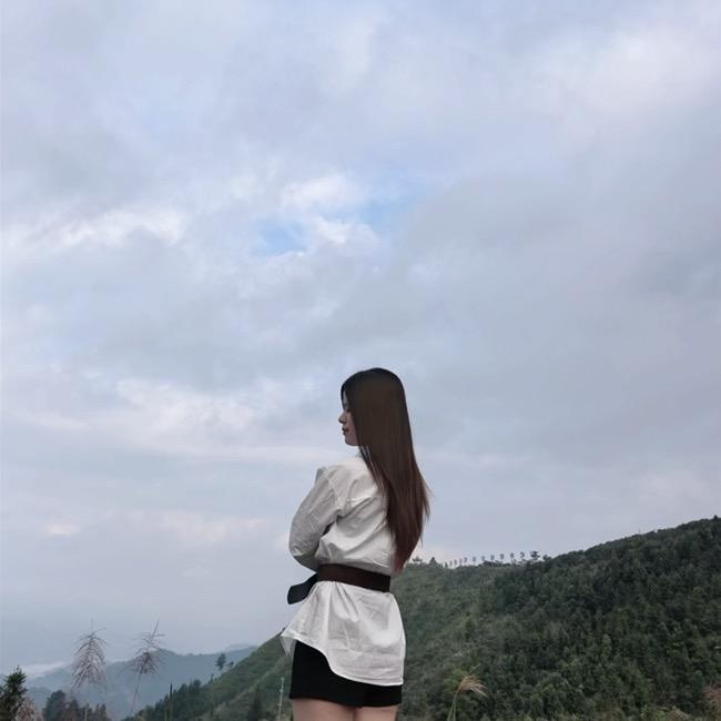 月亮上的猫