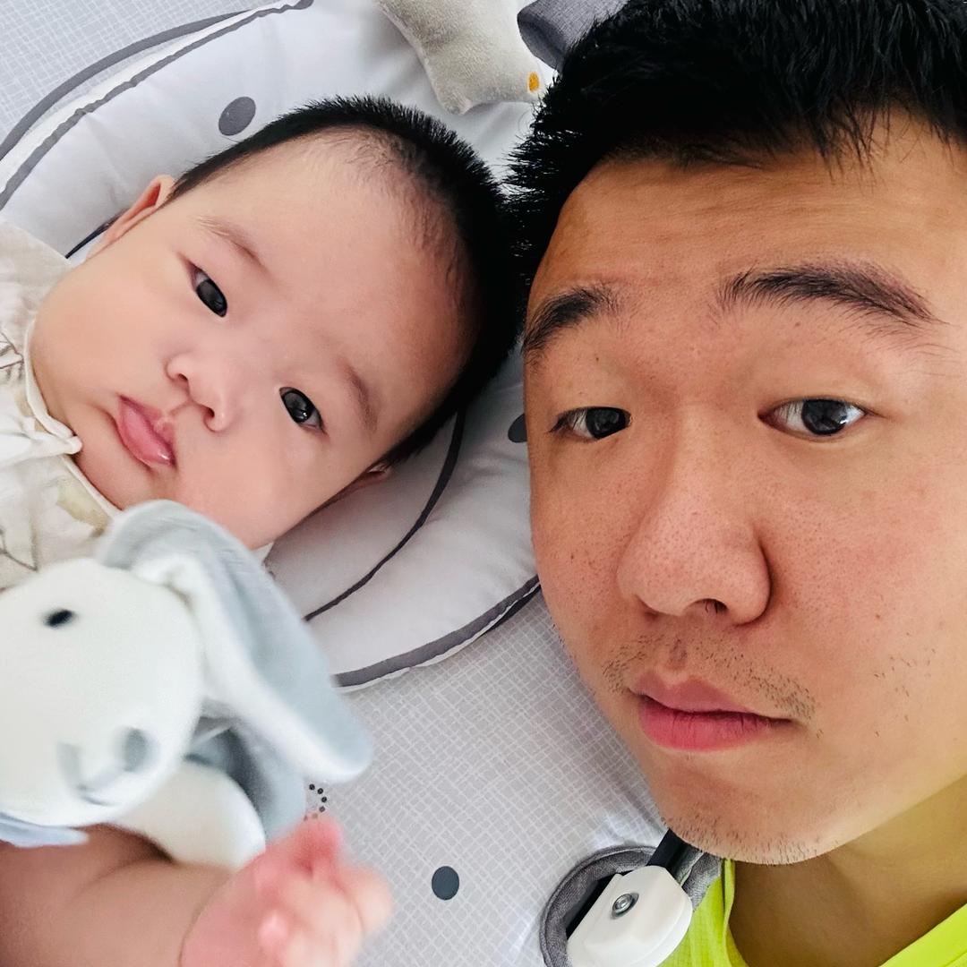 骁骁他爸