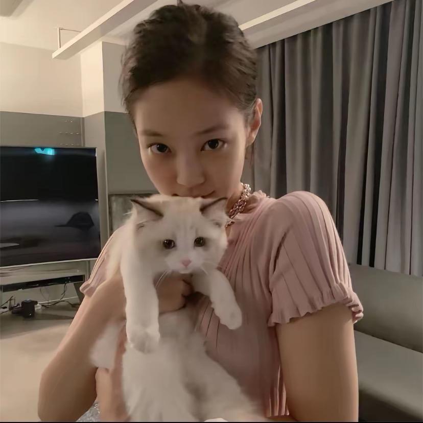 莉娅