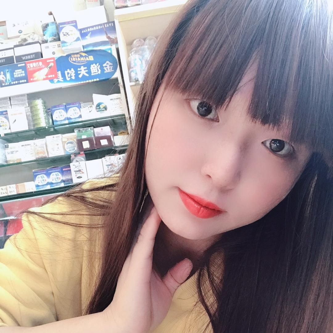 庐山市卖龙虾的周周