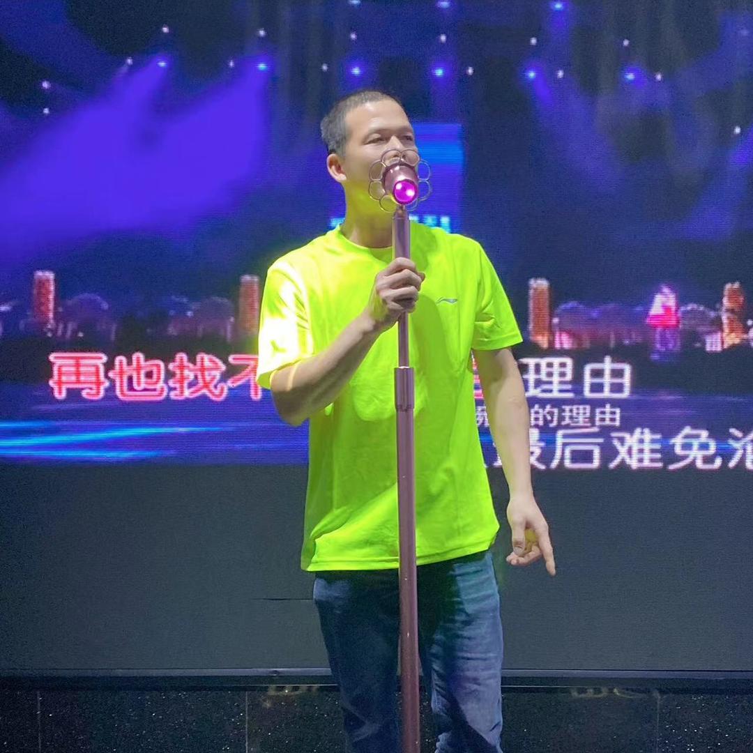 自由自聚