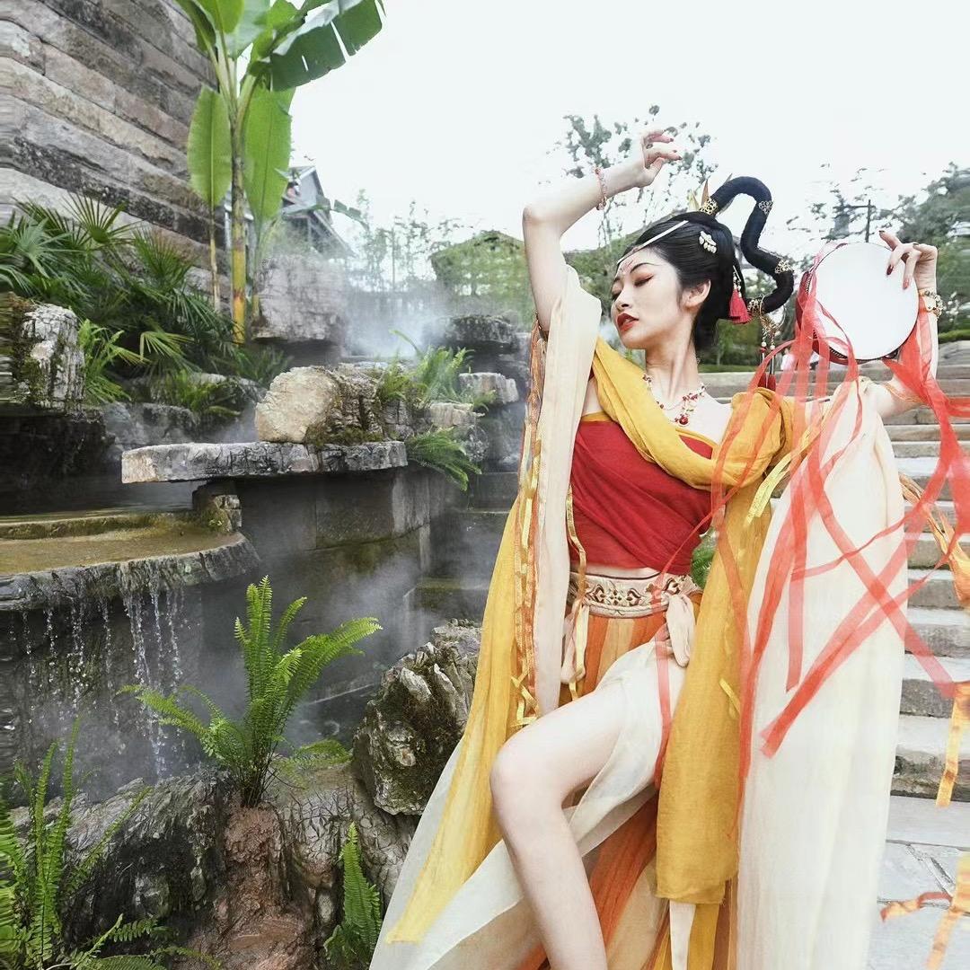 潘萨氿（国风版）Teresa@抖音