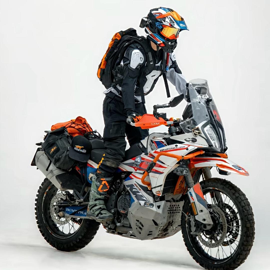 慢慢骑   骑到老🛵秦总