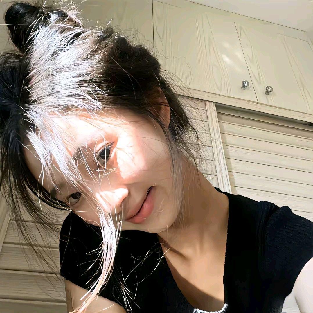 香菜不香.