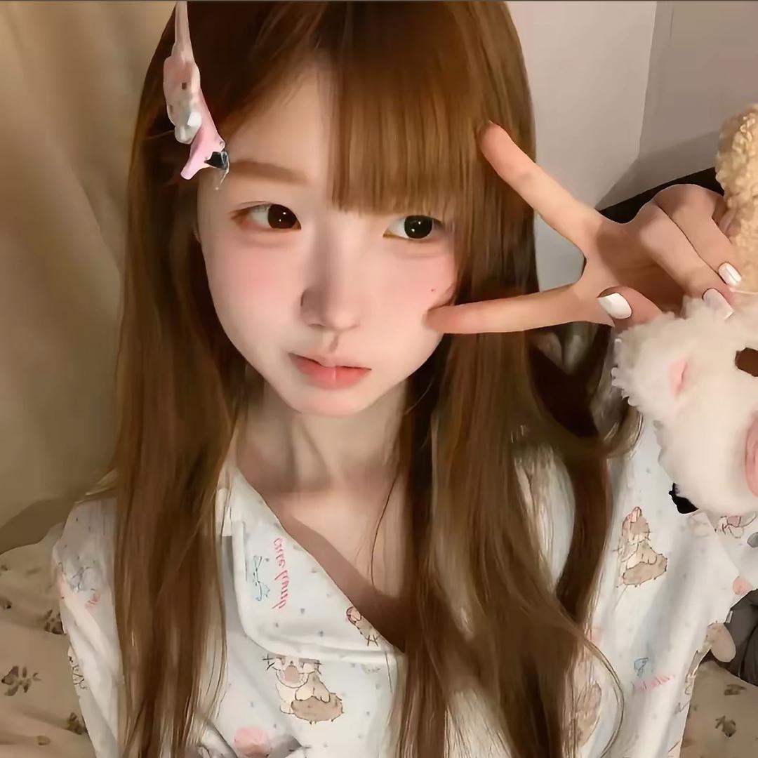 小思打饼干