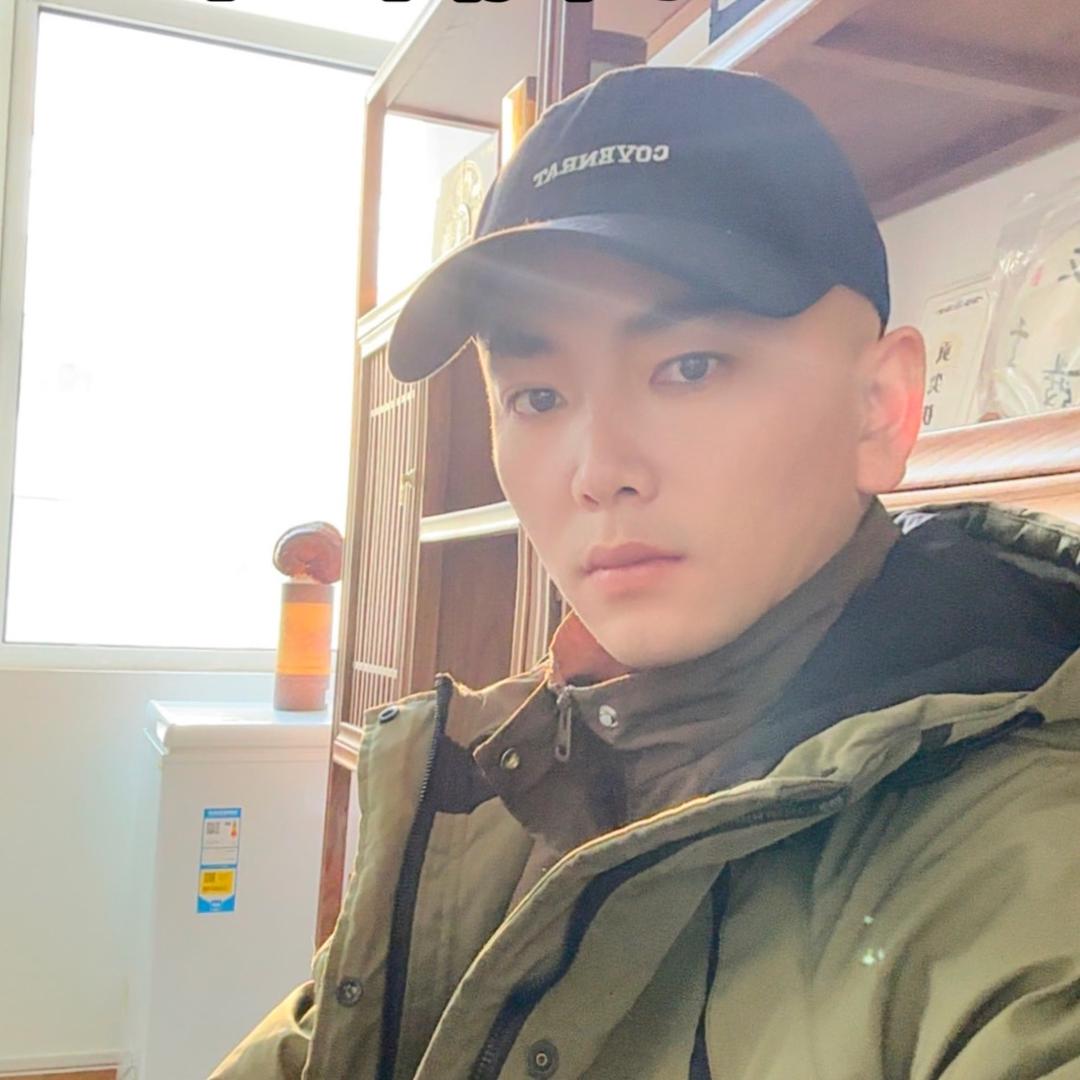 @临沂祥哥《广告设备 广告耗材》