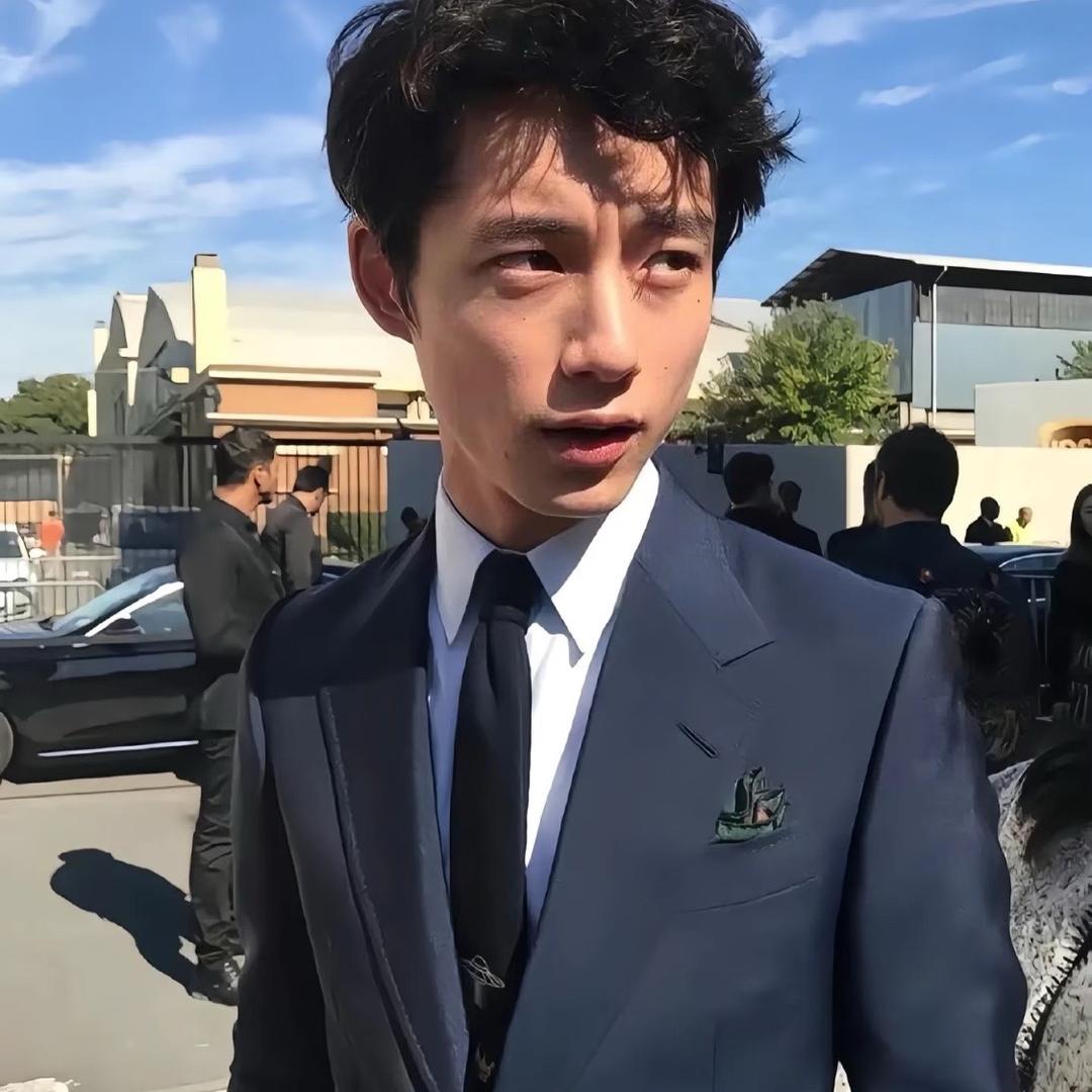 行人.