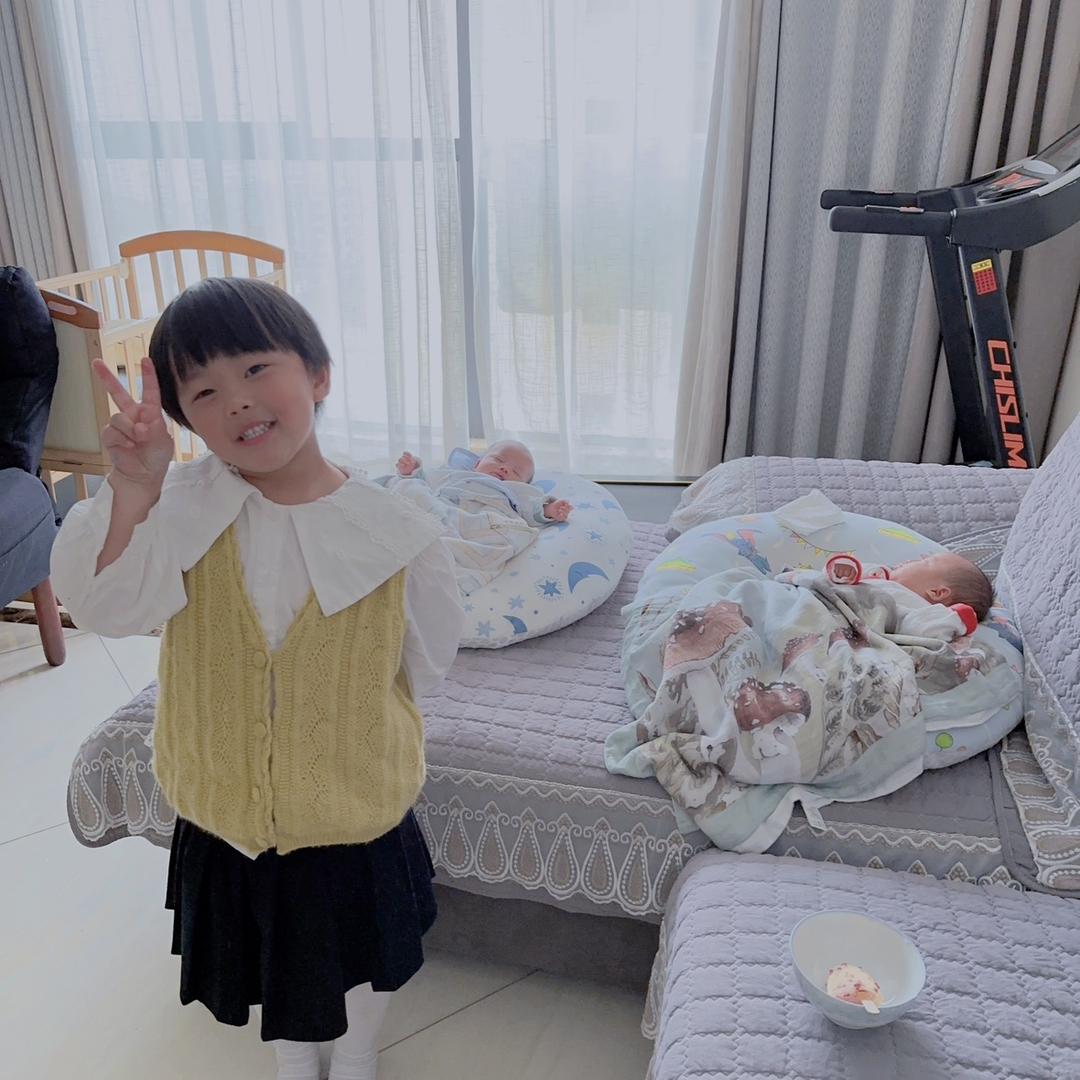 Zz周周（家有儿女）