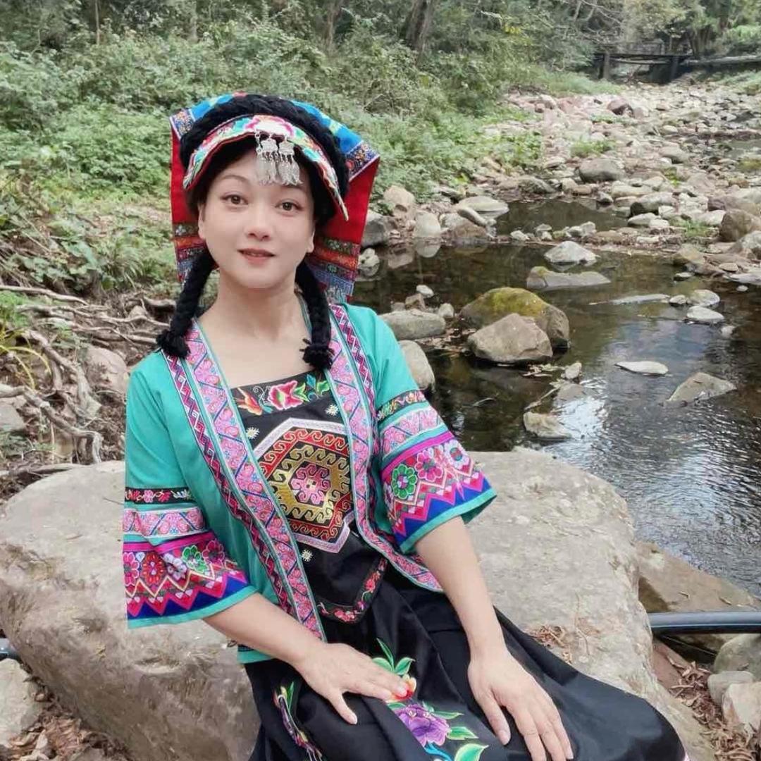 莹莹带你游张家界